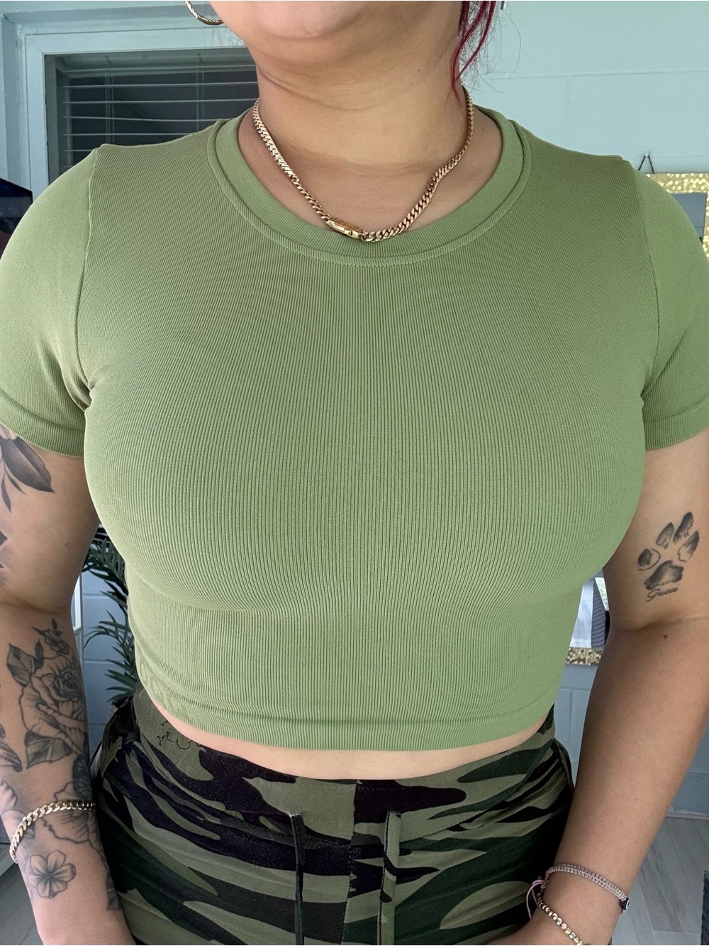 OQQ Women’s Ribbed Crop Top Green Short Sleeve Size S